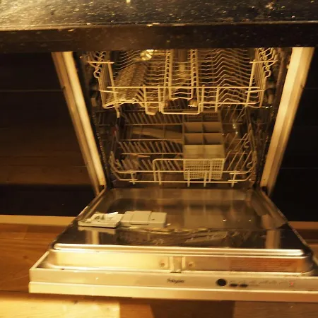 Amsterdam 25 min , Beach 10 Minutes 2 bedrooms Apartment Akersloot