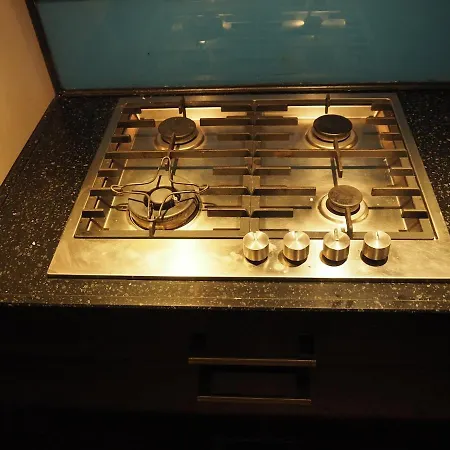 Amsterdam 25 Min , 10 Minutes 2 Bedrooms * Акерслот